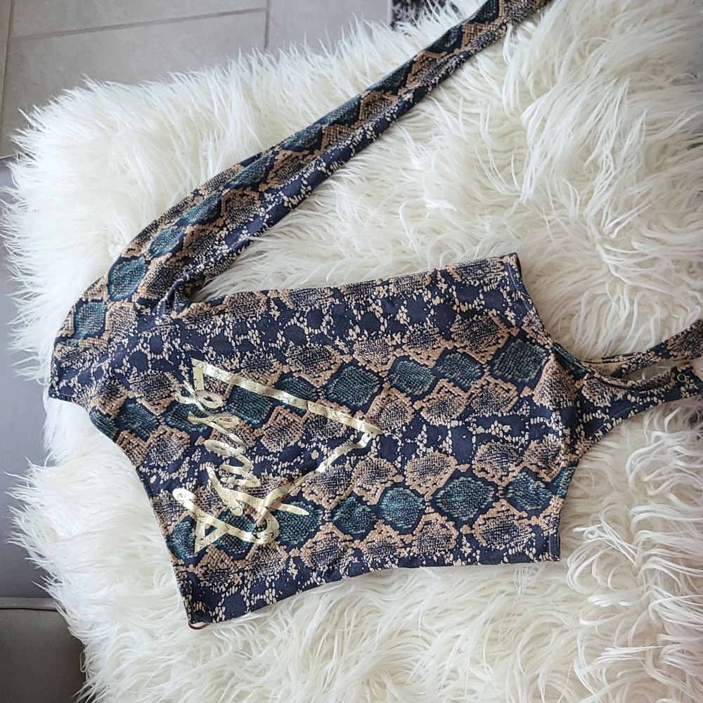 Guess body